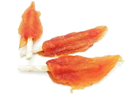 Magnum Chicken breast on Rawhide stick 250g 