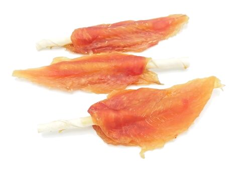 Magnum Chicken breast on Rawhide stick 250g 