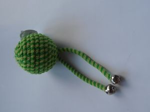 Papillon hračka pro kočku míček 5 cm zeleno-žlutý