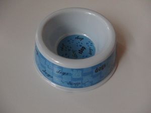 Tatrapet miska tvrdá 0,35 l /16,5 cm 483.62 pes modrá