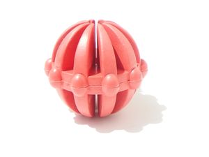 Flamingo hračka pro psa dentální míč 7 cm guma červená doprodej