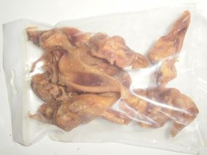 Sušený výkroj z vepř. ucha 100g