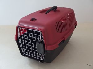 Tatrapet Transporter 1 přepravka pro psa 46 x 30,5 x 28,3 cm černo-červená