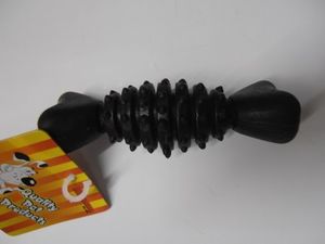 Magnum hračka pro psa kost s ostny 12 cm tvrdá guma černá